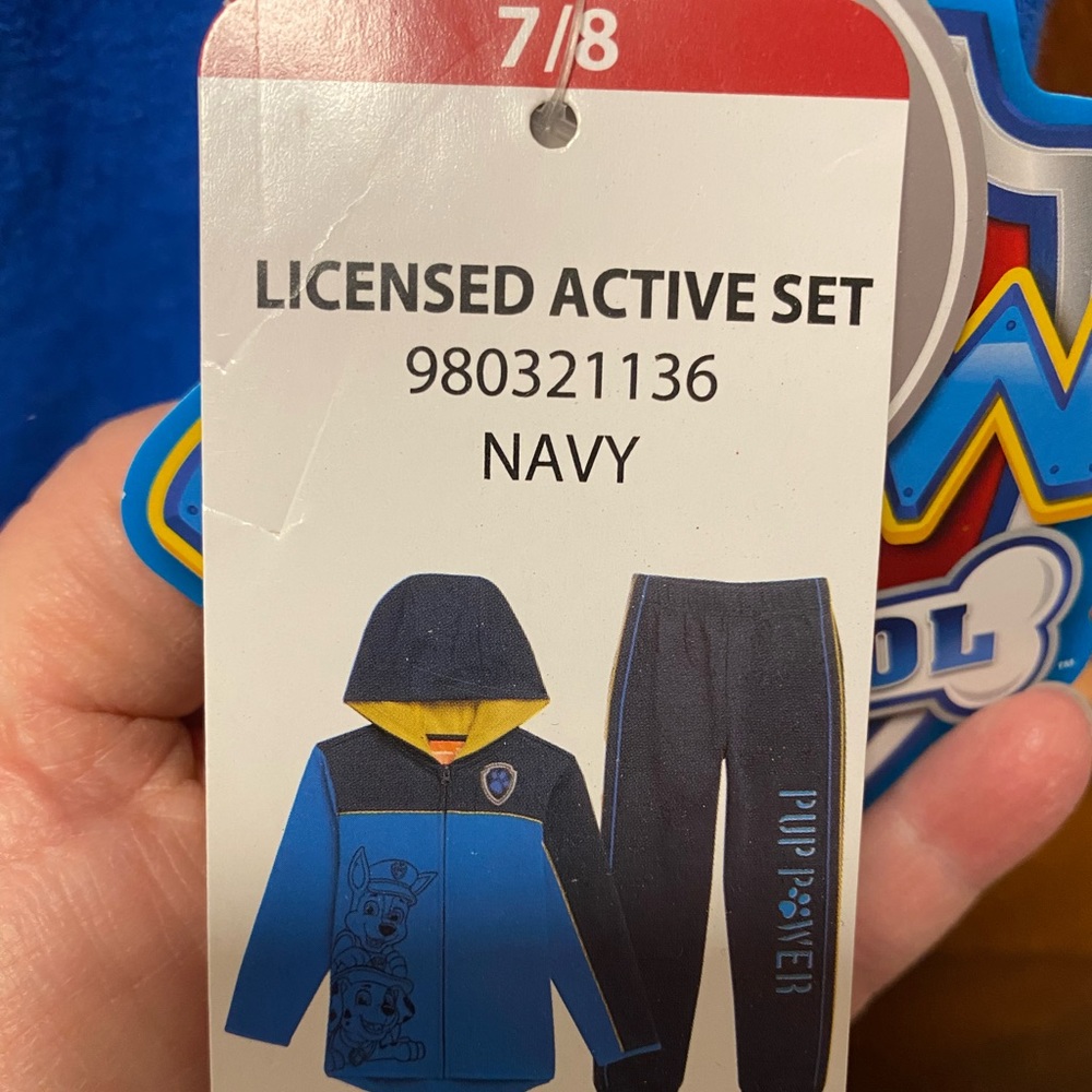 Paw patrol activewear set sz 7/8. Hoodie with long pants. New with tags